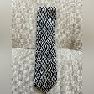 Structure Silk Tie Blue and White